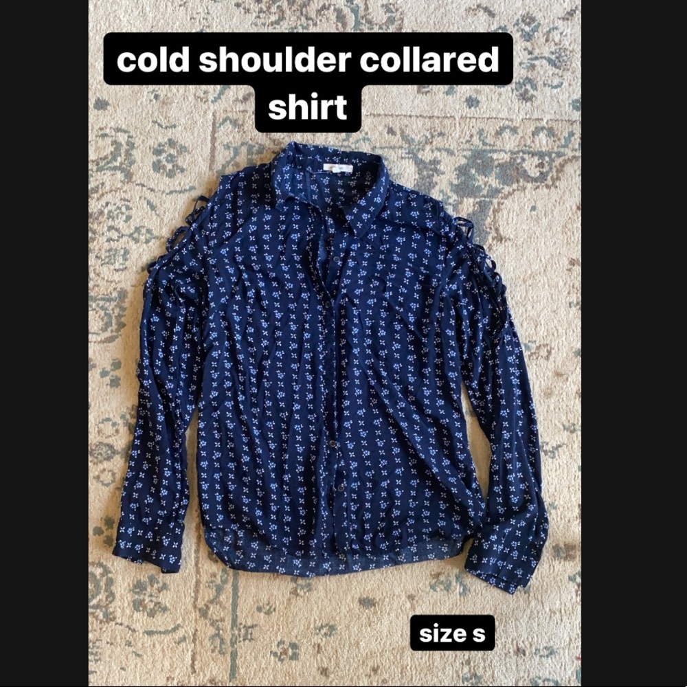COLD SHOULDER COLLARED SHIRT